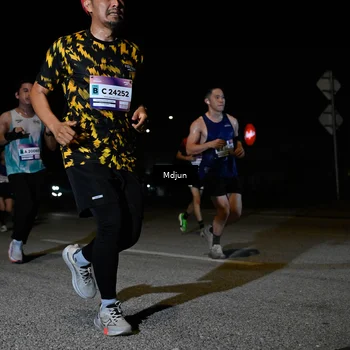 Runner Photo 7477025