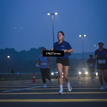 Runner Photo 7477030