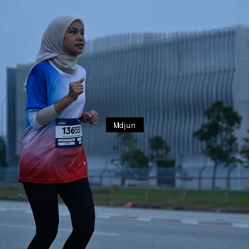 Runner Photo 7477039
