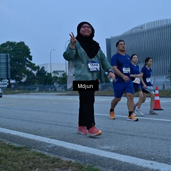 Runner Photo 7477081