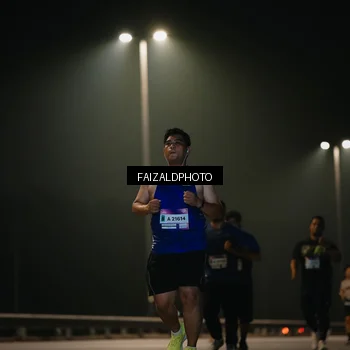 Runner Photo 7477192
