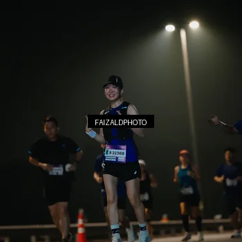 Runner Photo 7477197