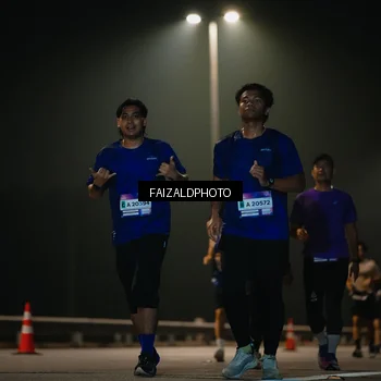 Runner Photo 7477201