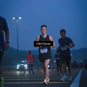 Runner Photo 7477210