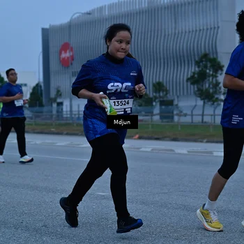 Runner Photo 7477214