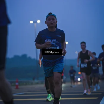 Runner Photo 7477216