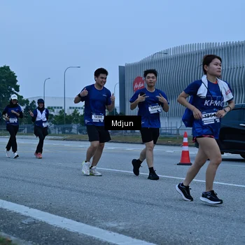 Runner Photo 7477220