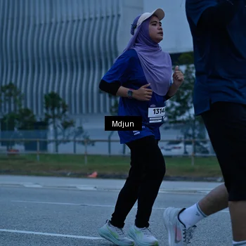 Runner Photo 7477223