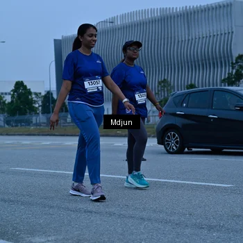 Runner Photo 7477226