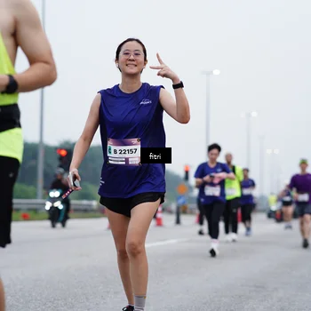 Runner Photo 7477233