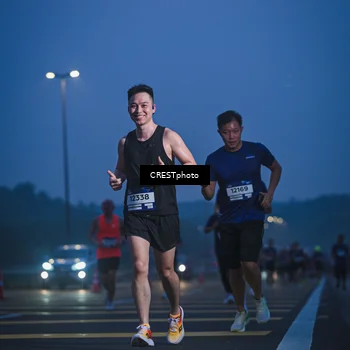 Runner Photo 7477234