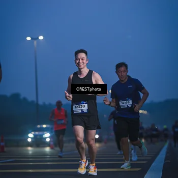 Runner Photo 7477235