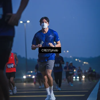 Runner Photo 7477255