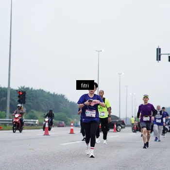 Runner Photo 7477266