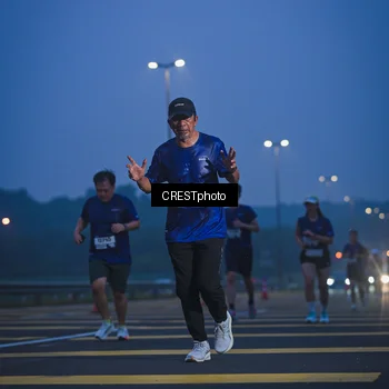 Runner Photo 7477272