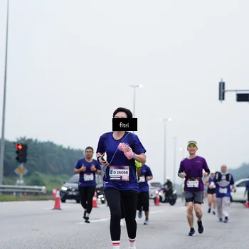 Runner Photo 7477301