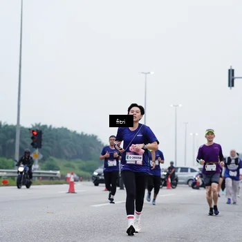 Runner Photo 7477303