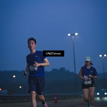 Runner Photo 7477310