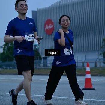 Runner Photo 7477317
