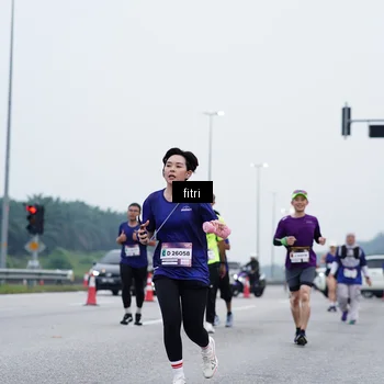 Runner Photo 7477344