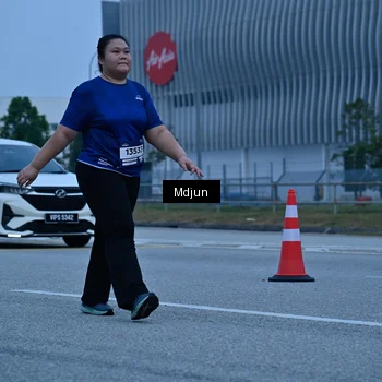 Runner Photo 7477347