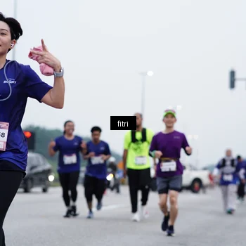 Runner Photo 7477362