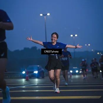 Runner Photo 7477363