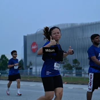 Runner Photo 7477369