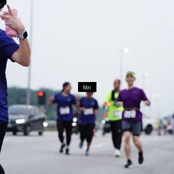 Runner Photo 7477371