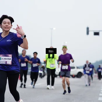 Runner Photo 7477372