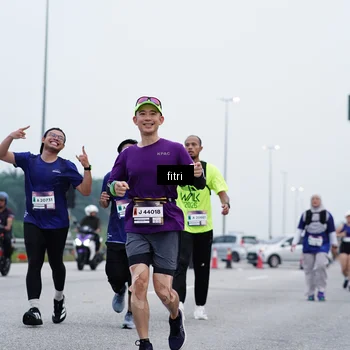 Runner Photo 7477403