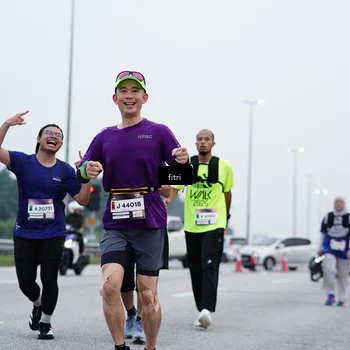 Runner Photo 7477414