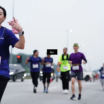Runner Photo 7477415