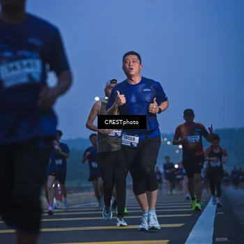 Runner Photo 7477426