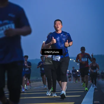 Runner Photo 7477427