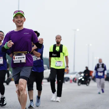 Runner Photo 7477430