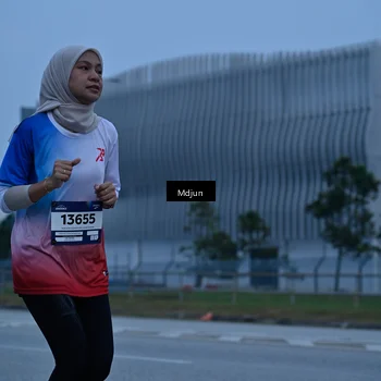 Runner Photo 7477439