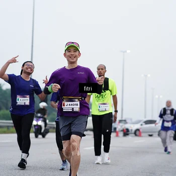 Runner Photo 7477445