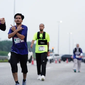 Runner Photo 7477451