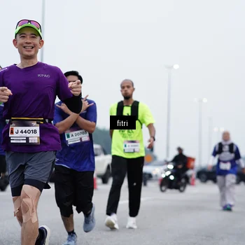 Runner Photo 7477454