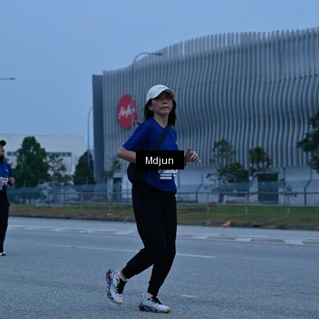 Runner Photo 7477457