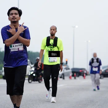Runner Photo 7477475