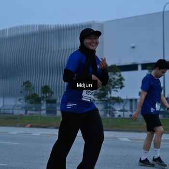 Runner Photo 7477484