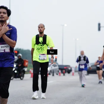 Runner Photo 7477492