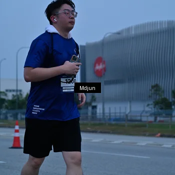 Runner Photo 7477510