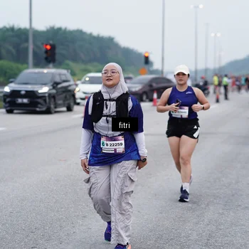 Runner Photo 7477536
