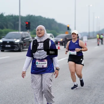 Runner Photo 7477554
