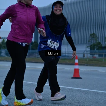 Runner Photo 7477556