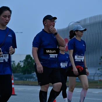 Runner Photo 7477570