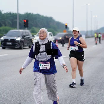 Runner Photo 7477578